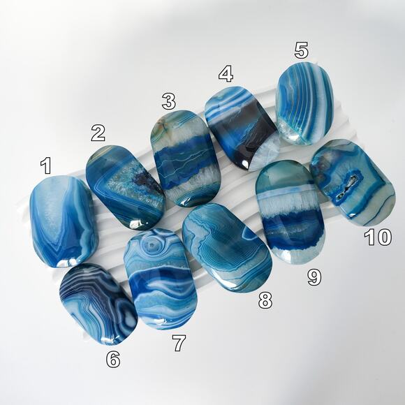 Blue Agate Palm Stone Dyed - Picture 8 of 9